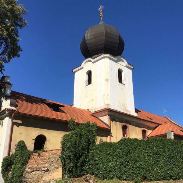 kostel.jpg